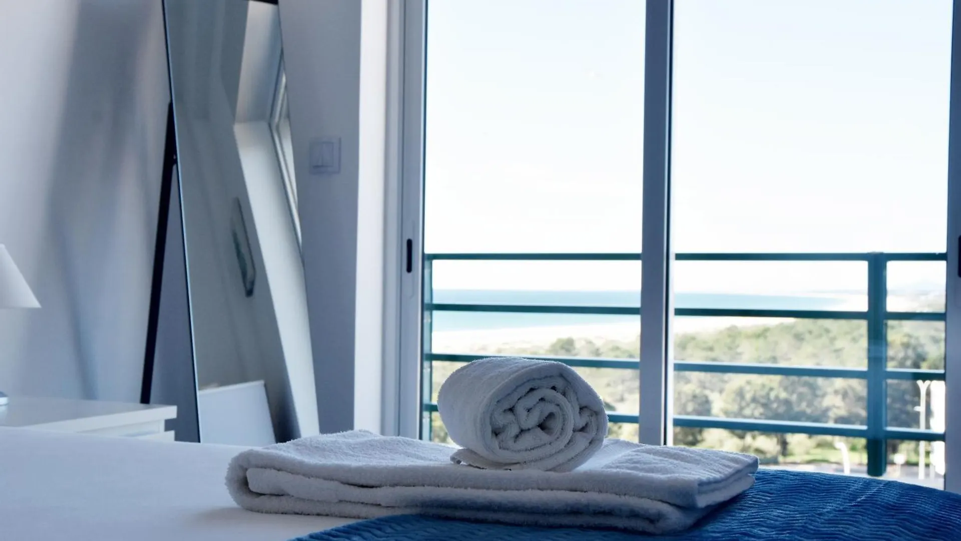 Beach House Monte Gordo